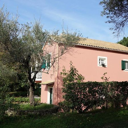Villa Leda Karousádes Exteriör bild